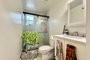2226 Fairmount Ave, Philadelphia, PA 19130 - Photo 9