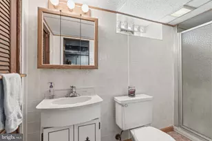 724 Longshore Ave, Philadelphia, PA 19111 - Photo 31