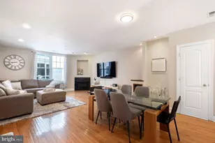 612 Queen St, Philadelphia, PA 19147 - Photo 1