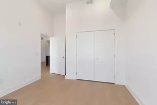 1731 Tilghman St, Philadelphia, PA 19122 - Photo 11