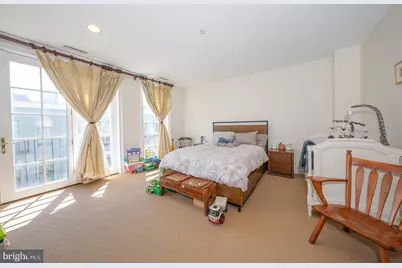 1832 Fairmount Avenue, Philadelphia, PA 19130 - Photo 11