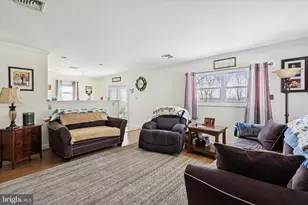 207 Delmar St, Philadelphia, PA 19128 - Photo 3