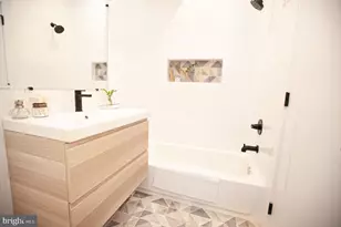 2539 Collins St, Philadelphia, PA 19125 - Photo 5