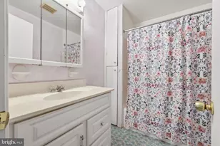 9925 Wingtip Rd, Philadelphia, PA 19115 - Photo 17