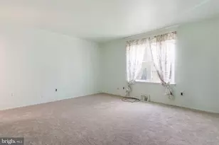 9925 Wingtip Rd, Philadelphia, PA 19115 - Photo 13