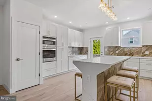 6995-9 Pechin St, Philadelphia, PA 19128 - Photo 11
