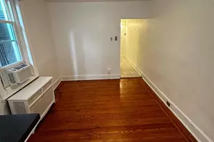 808 S 8th St, Philadelphia, PA 19147 - Photo 3