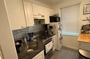 808 S 8th St, Philadelphia, PA 19147 - Photo 5