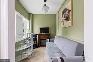 7056 Saybrook Ave, Philadelphia, PA 19142 - Photo 3