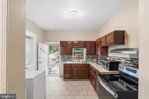 7056 Saybrook Ave, Philadelphia, PA 19142 - Photo 7