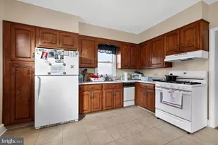 7960 Frontenac St, Philadelphia, PA 19111 - Photo 9
