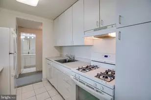 604 S Washington Square, Philadelphia, PA 19106 - Photo 9