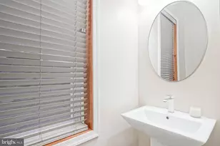 2138 Morris St, Philadelphia, PA 19145 - Photo 21