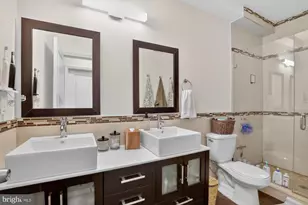 2115 Carpenter St, Philadelphia, PA 19146 - Photo 21