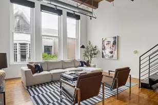 1027 Arch St, Philadelphia, PA 19107 - Photo 3