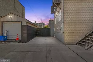 2548 Coral St, Philadelphia, PA 19125 - Photo 37
