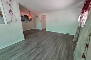 7382 Shelbourne St, Philadelphia, PA 19111 - Photo 9