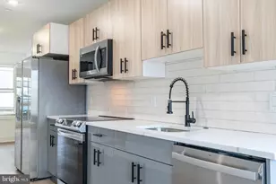 2252 N Front St, Philadelphia, PA 19133 - Photo 1