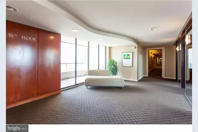 224-30 W Rittenhouse Square #1818, Philadelphia, PA 19103 - Photo 3
