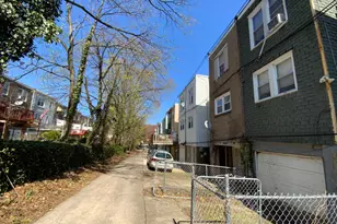 427 E Sharpnack St, Philadelphia, PA 19119 - Photo 29