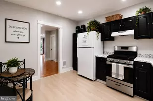 427 E Sharpnack St, Philadelphia, PA 19119 - Photo 15