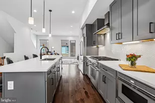 3210 Sunrise Walk, Philadelphia, PA 19125 - Photo 11