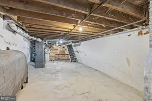 1109 W Silver St, Philadelphia, PA 19133 - Photo 25