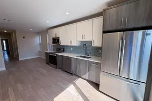 1005 N Marshall St, Philadelphia, PA 19123 - Photo 3