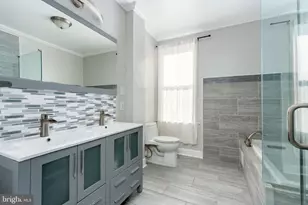 870 N 19th St, Philadelphia, PA 19130 - Photo 25