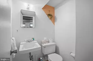 748 Hill Rd, Philadelphia, PA 19128 - Photo 17