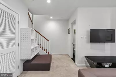 811 S 20th Street #B, Philadelphia, PA 19146 - Photo 39