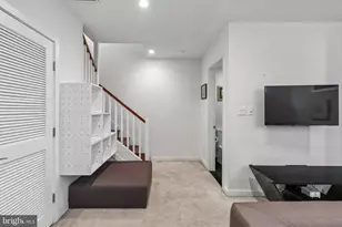 811 S 20th St, Philadelphia, PA 19146 - Photo 39