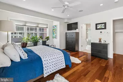 811 S 20th Street #B, Philadelphia, PA 19146 - Photo 13