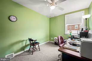 2345 Griffith St, Philadelphia, PA 19152 - Photo 15