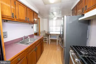3410 Aubrey Ave, Philadelphia, PA 19114 - Photo 21