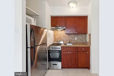 2101 Chestnut Street #324-R, Philadelphia, PA 19103 - Photo 7