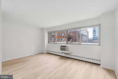2101 Chestnut Street #324-R, Philadelphia, PA 19103 - Photo 1