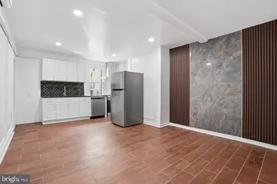 252 E Girard Avenue, Philadelphia, PA 19125 - Photo 3