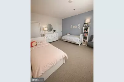 201 N 8th Street #401, Philadelphia, PA 19106 - Photo 11