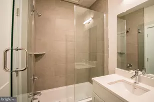 1300 S 19th St, Philadelphia, PA 19146 - Photo 7