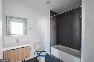 2201 Washington Ave, Philadelphia, PA 19146 - Photo 7
