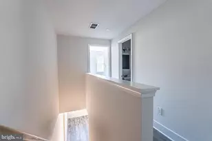 947 S 9th St, Philadelphia, PA 19147 - Photo 41