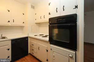 1900 John F Kennedy Blvd, Philadelphia, PA 19103 - Photo 3