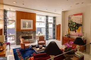 136 N 22nd St, Philadelphia, PA 19103 - Photo 5