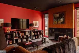 136 N 22nd St, Philadelphia, PA 19103 - Photo 11
