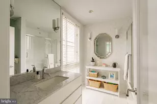 136 N 22nd St, Philadelphia, PA 19103 - Photo 15