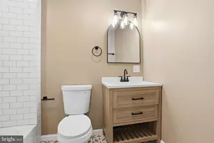 1100 E Phil Ellena St, Philadelphia, PA 19150 - Photo 19