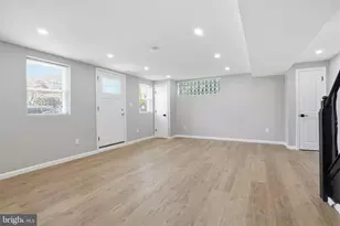 1100 E Phil Ellena St, Philadelphia, PA 19150 - Photo 23
