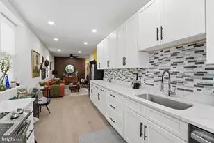 1215 S 23rd St, Philadelphia, PA 19146 - Photo 19