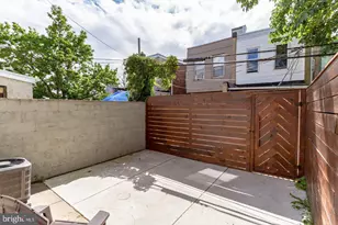 1348 S Dover St, Philadelphia, PA 19146 - Photo 21